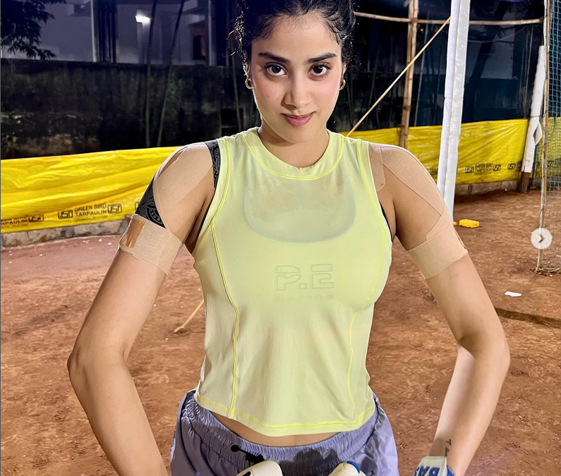 Jahvni Kapoor’s HOT new LOOK