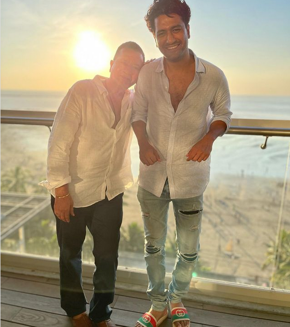 Vicky Kaushal bonds with family