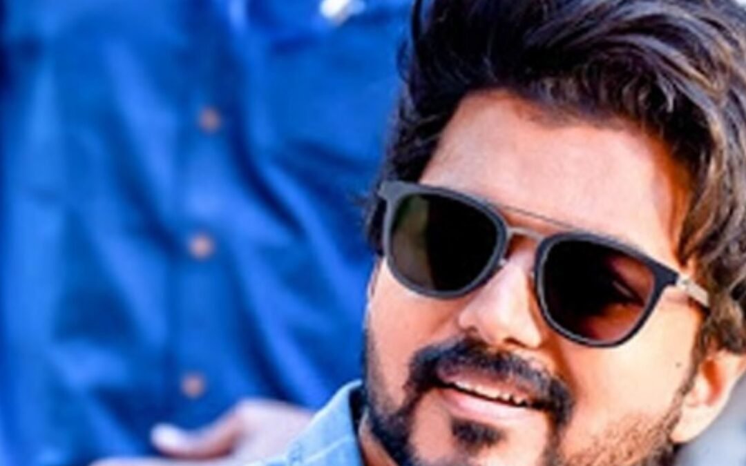 Vijay’s photo goes VIRAL