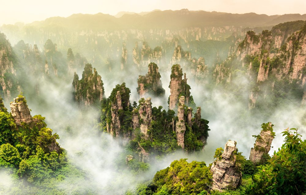 ZHANGJIAJIE NATIONAL FOREST PARK