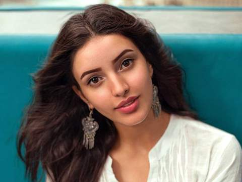 Tripti Dimri’s Nervous Moment with Ranbir Kapoor Steals Spotlight Amid Animal’s Record-Breaking Success