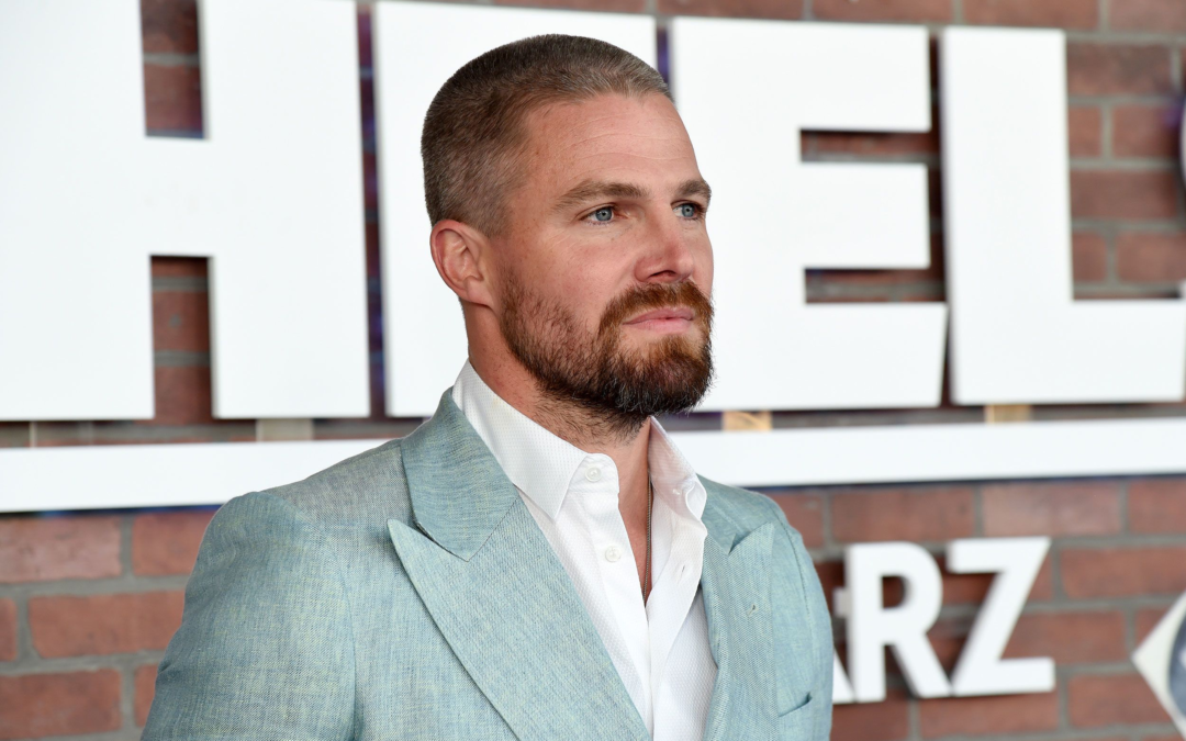 Stephen Amell to Star in NBC’s “Suits: LA” Spinoff