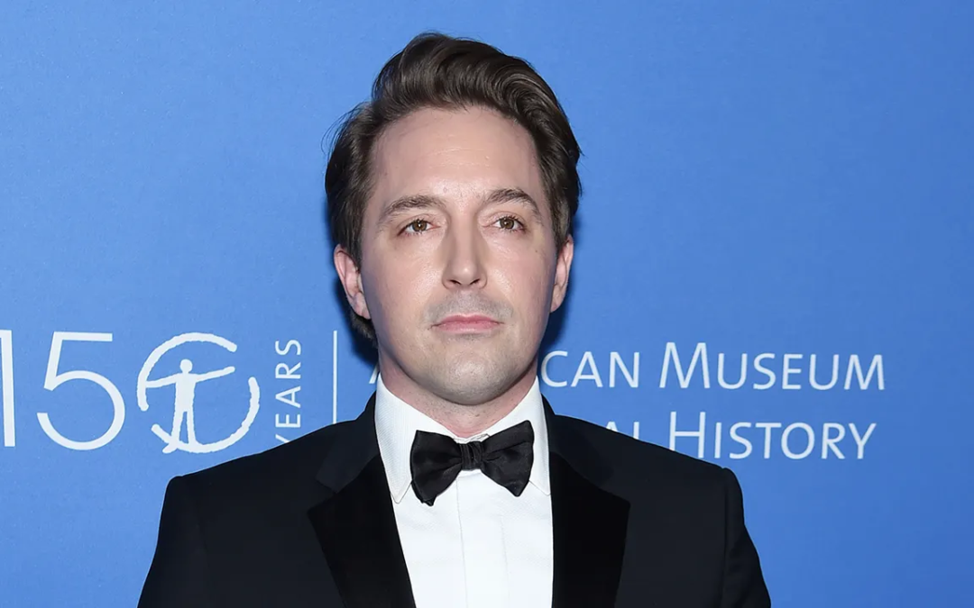 Superman Film Adds Former SNL Star Beck Bennett to Star-Studded Cast