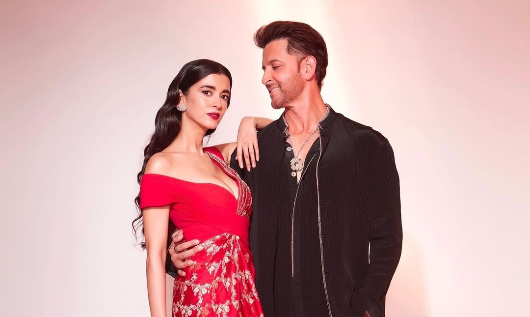Hrithik Roshan Applauds Saba Azad’s Asian Academy Award Win for ‘Who’s Your Gynac’