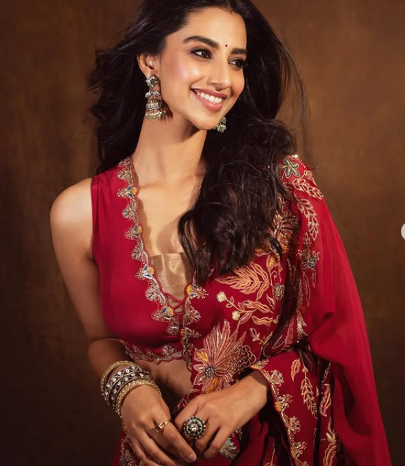 Meenakshi Chaudhary Eyes Tollywood Stardom with ‘Sankranthiki Vasthunnam’ Release