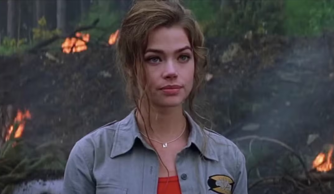 Denise Richards Reflects on Early Career Harassment and the Evolution of Hollywood’s Culture