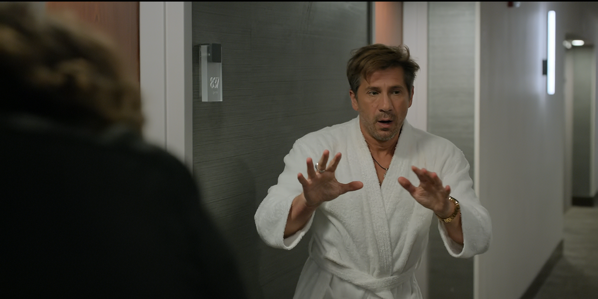 The Lincoln Lawyer S04E08