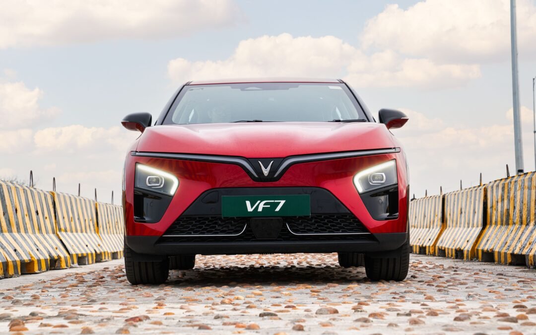 5 Things to Consider When Parking in a Tight Space – and How VinFast Can Help