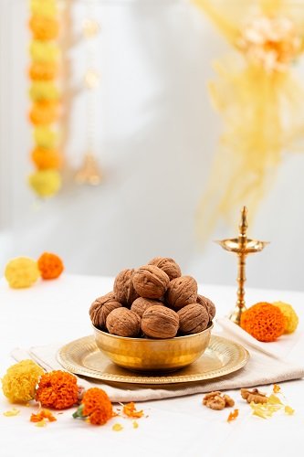 Diwali 2026: Managing Healthy Indulgence During the Festive Season with California Walnuts